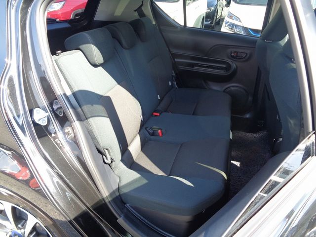 Toyota AQUA 2016-10 14887-5