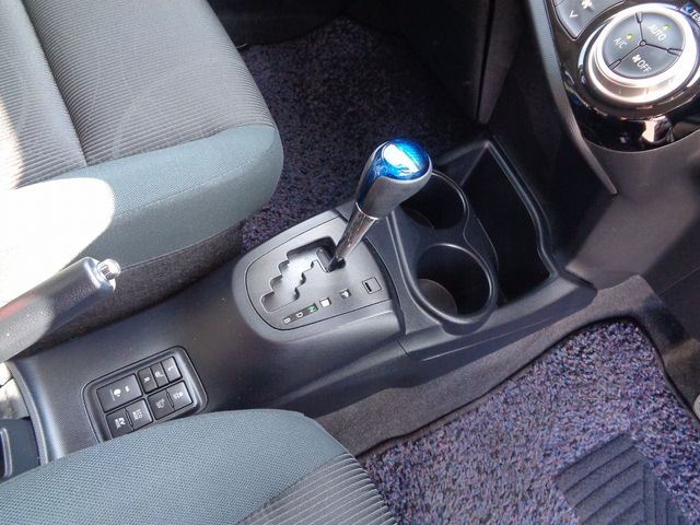 Toyota AQUA 2016-10 14887-19