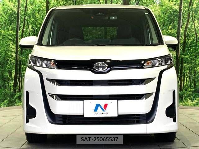 Toyota NOAH 2022-11 338231-14