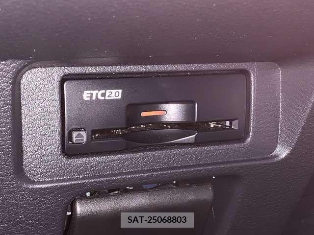 Nissan AURA 2022-08 356664-7