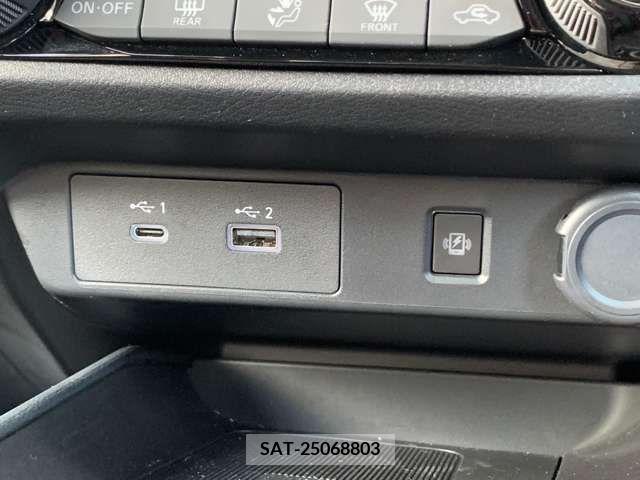 Nissan AURA 2022-08 356664-9