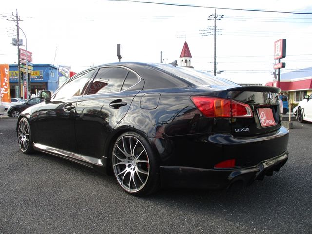 Lexus IS 2009-01 190581-2