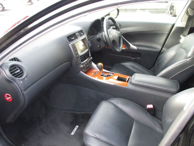 Lexus IS 2009-01 190581-12