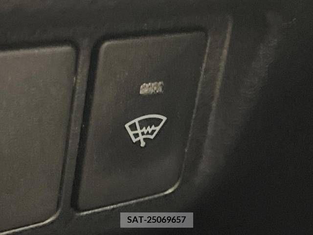 Toyota HARRIER HYBRID 2018-04 373788-5