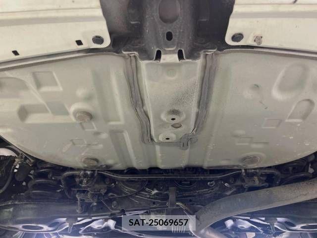 Toyota HARRIER HYBRID 2018-04 373788-19