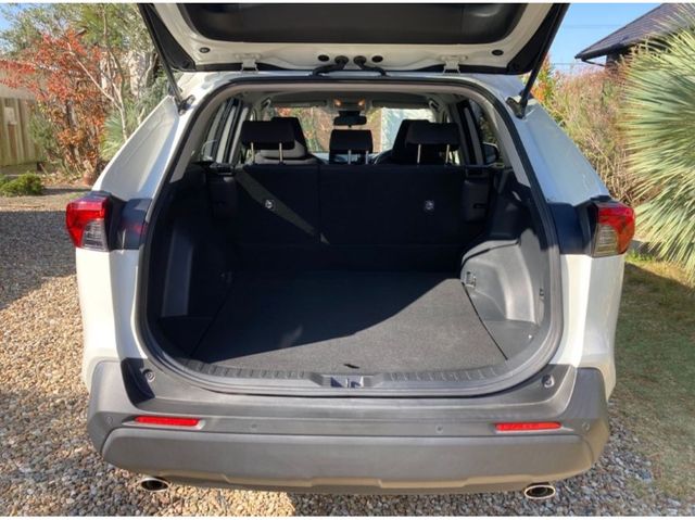 Toyota RAV4 2019-08 180740-12