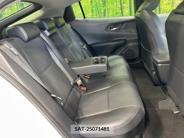 Toyota PRIUS 2023-02 366617-9