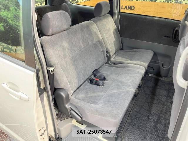 Toyota VOXY 2005-09 289158-9