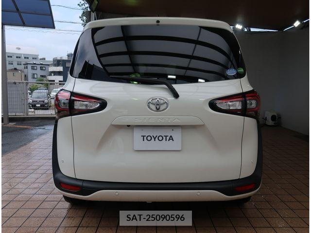 Toyota SIENTA 2020-11 394053-9