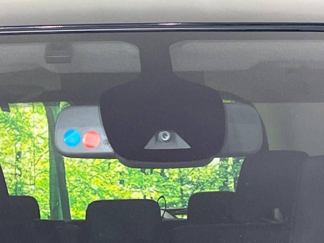 Nissan SERENA 2018-10 190635-2
