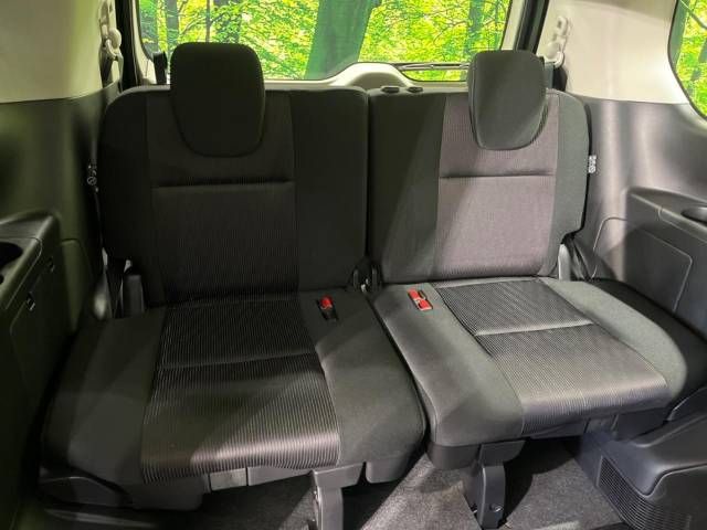 Nissan SERENA 2018-10 190635-10