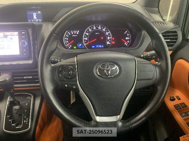 Toyota VOXY 2014-08 321434-13