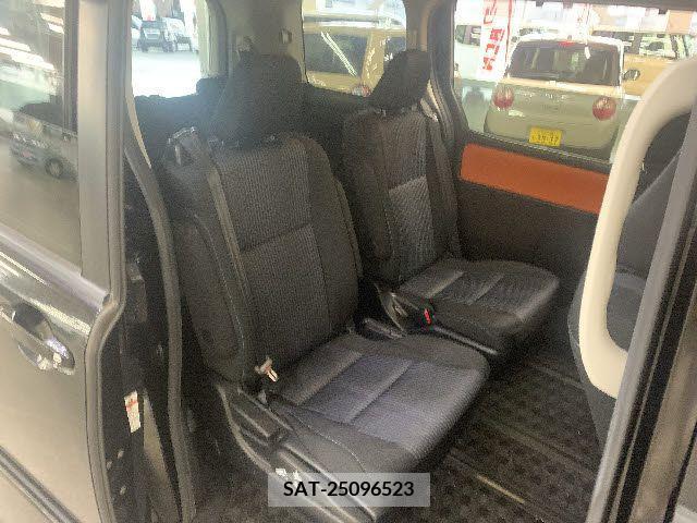 Toyota VOXY 2014-08 321434-3