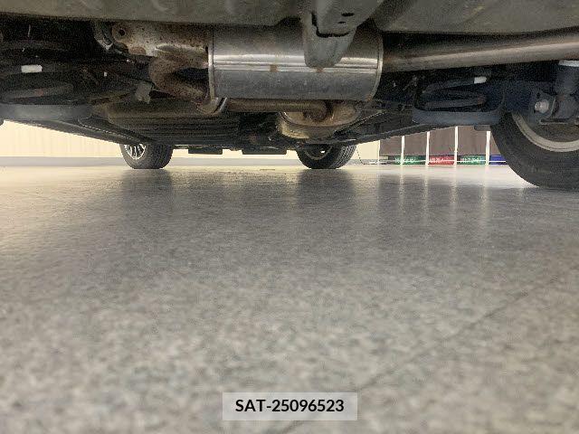 Toyota VOXY 2014-08 321434-25