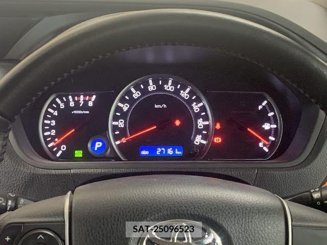 Toyota VOXY 2014-08 321434-1