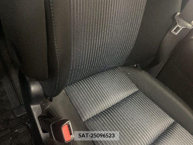 Toyota VOXY 2014-08 321434-15
