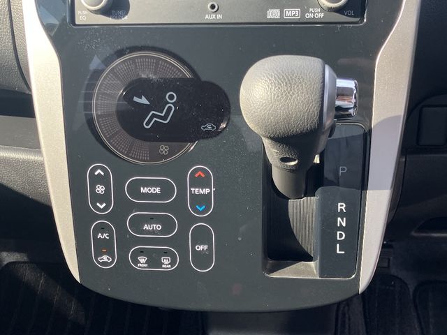 Mitsubishi EK CUSTOM 2014-11 190829-10