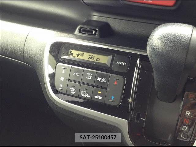 Honda N BOX 2017-07 306709-26
