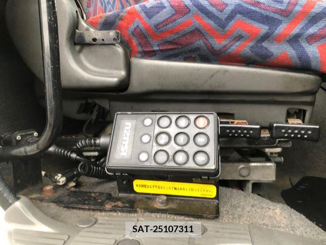 Isuzu GIGA 2006-09 270729-12
