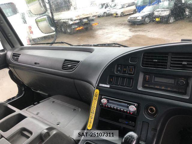 Isuzu GIGA 2006-09 270729-18