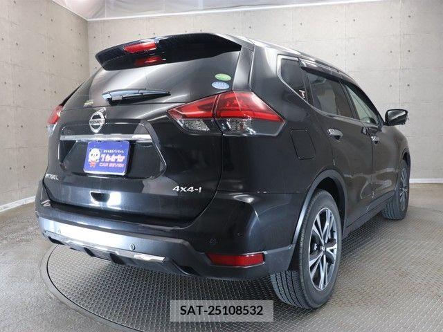 Nissan X-TRAIL 2019-08 240532-1
