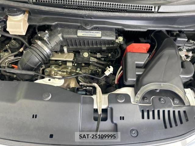 Honda e 2015-06 378908-18