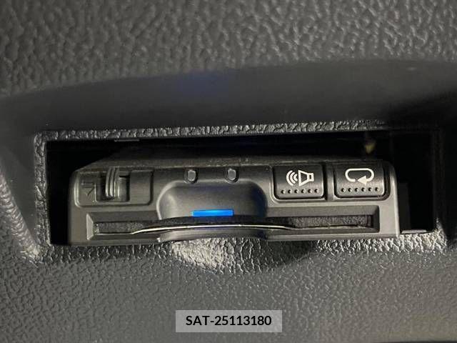 Toyota PRIUS 2021-12 322494-7
