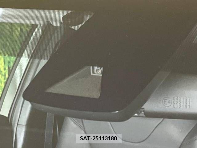 Toyota PRIUS 2021-12 322494-3