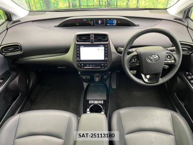 Toyota PRIUS 2021-12 322494-1