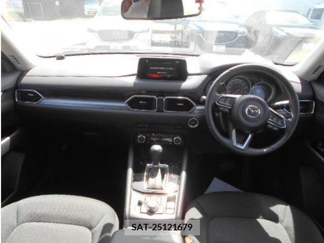 Mazda CX-5 2017-09 390203-1