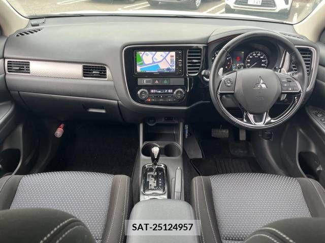 Mitsubishi OUTLANDER 2015-01 244938-1