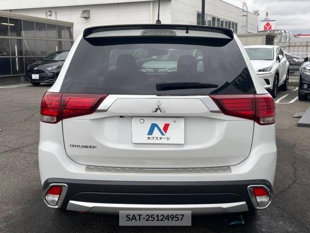 Mitsubishi OUTLANDER 2015-01 244938-15