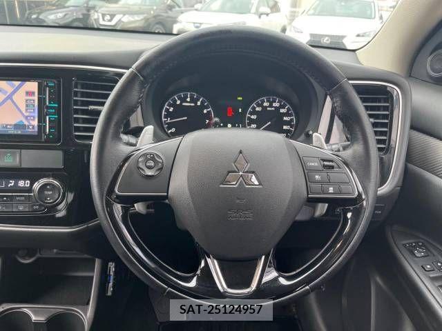 Mitsubishi OUTLANDER 2015-01 244938-11