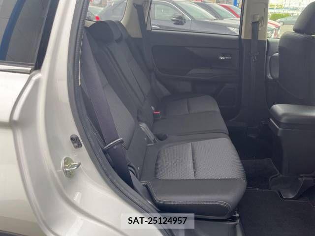 Mitsubishi OUTLANDER 2015-01 244938-9