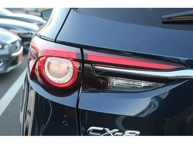 Mazda CX-8 2019-01 23670-5