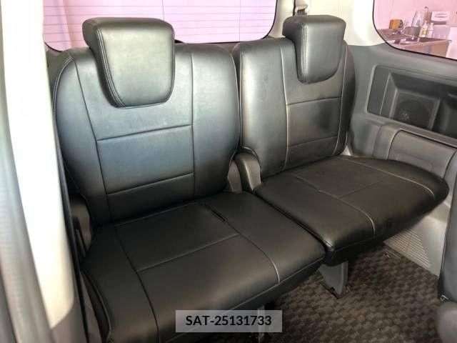 Toyota NOAH 2009-12 365152-10