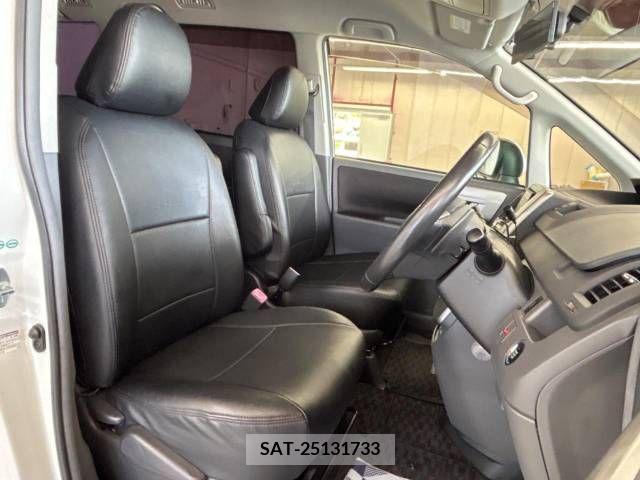 Toyota NOAH 2009-12 365152-8