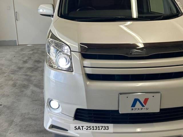 Toyota NOAH 2009-12 365152-13