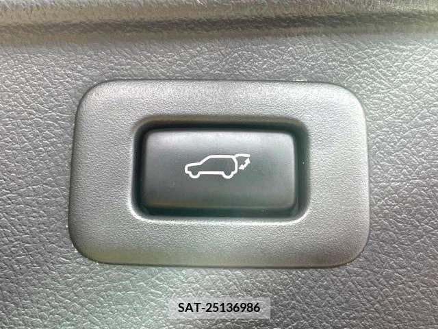 Toyota ALPHARD 2012-08 388982-6