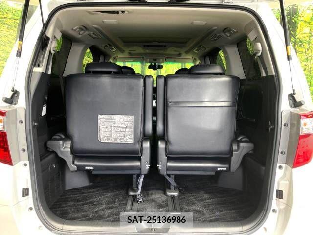 Toyota ALPHARD 2012-08 388982-11