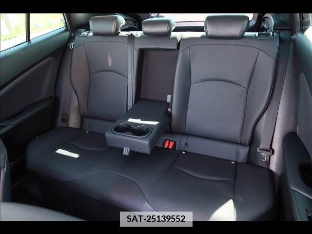 Toyota PRIUS 2020-10 351352-18