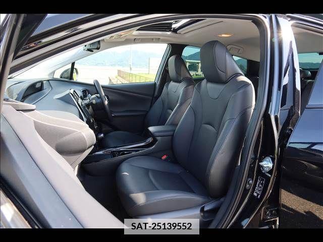 Toyota PRIUS 2020-10 351352-16