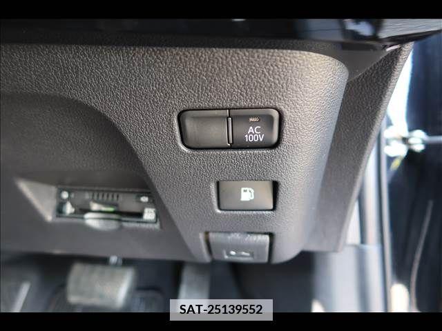 Toyota PRIUS 2020-10 351352-27
