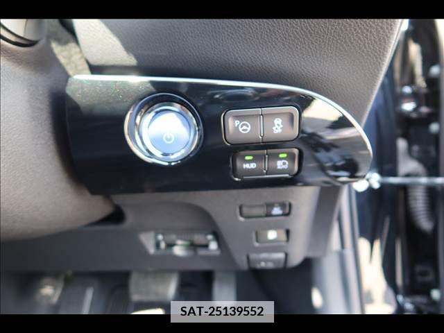 Toyota PRIUS 2020-10 351352-26