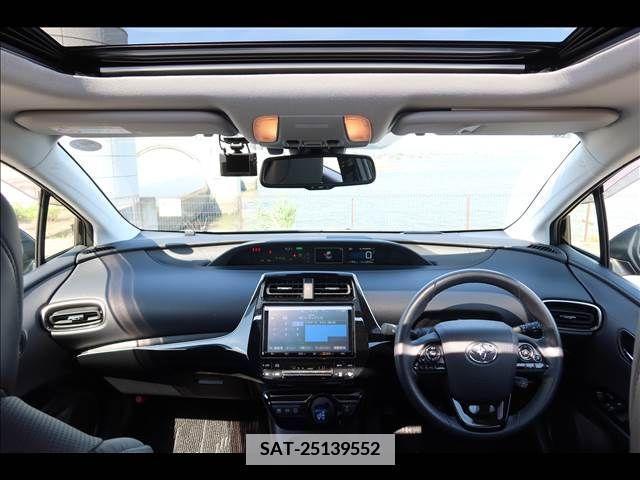 Toyota PRIUS 2020-10 351352-9