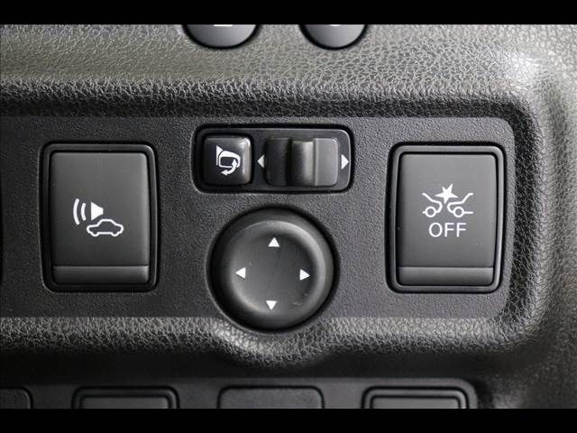 Nissan NOTE 2019-05 28888-7
