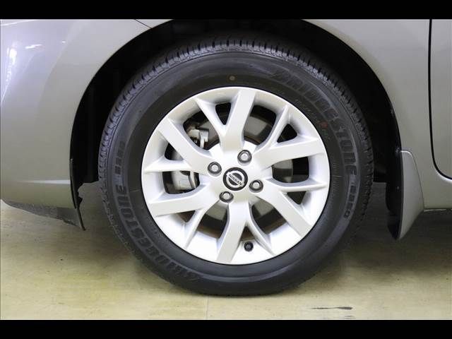 Nissan NOTE 2019-05 28888-23