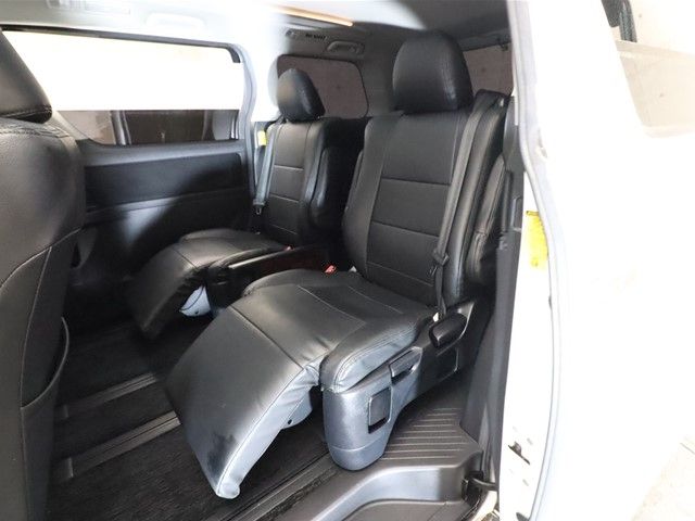 Toyota ALPHARD 2011-12 194545-6
