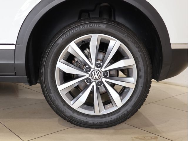 VolksWagen T-ROC 2020-09 21772-27