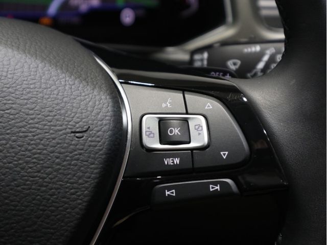 VolksWagen T-ROC 2020-09 21772-21